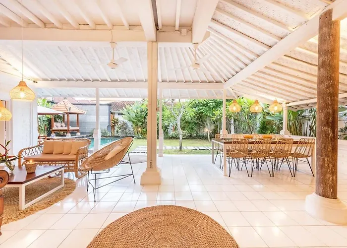 London - Private 4 Bdr In Seminyak, Pool & Garden In Prime Location *
